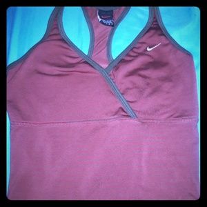 Nike crop top/sports bra